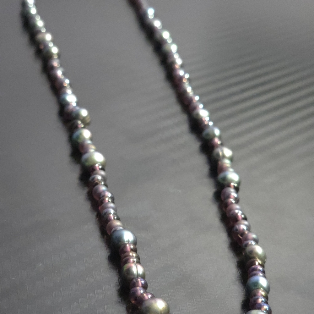 Elegant Peacock Pearl Necklace and Bracelet Set - Picture 5 of 5